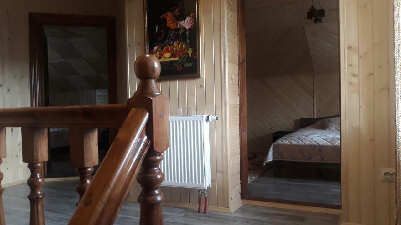 Bee House Поляниця Апартаменти Bukovel Luaran gambar