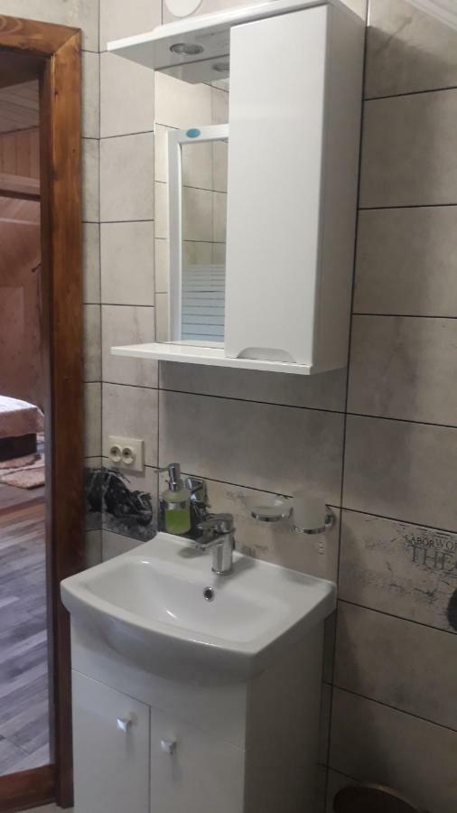 Bee House Поляниця Апартаменти Bukovel Luaran gambar